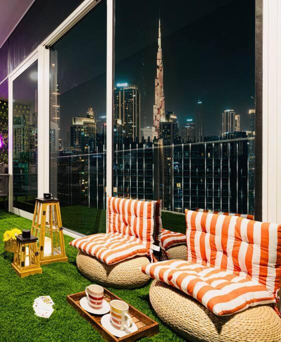Gorgeous 2br With Full Burj Khalifa View, 5 Mins From Mall
