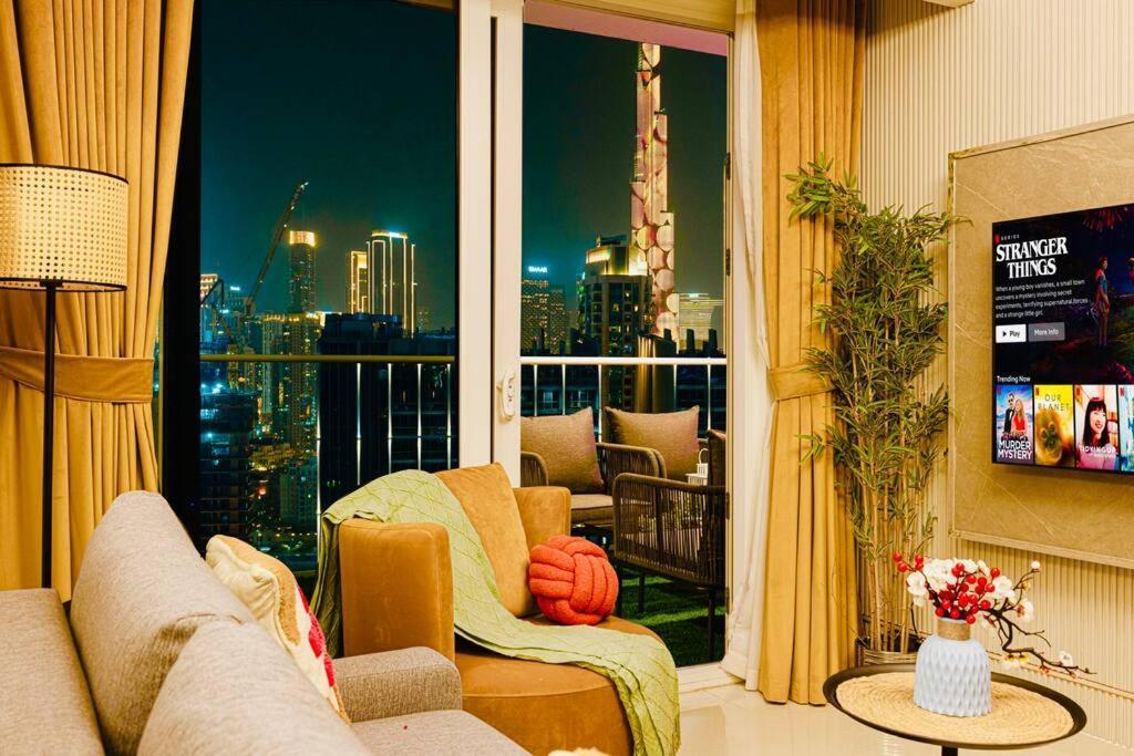 Gorgeous 2br With Full Burj Khalifa View, 5 Mins From Mall