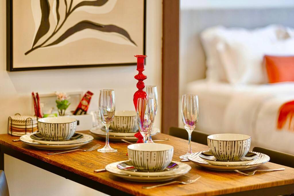 Gorgeous 2br With Full Burj Khalifa View, 5 Mins From Mall